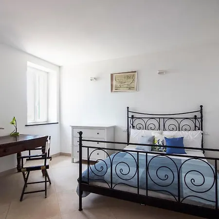 Meridione Daire *